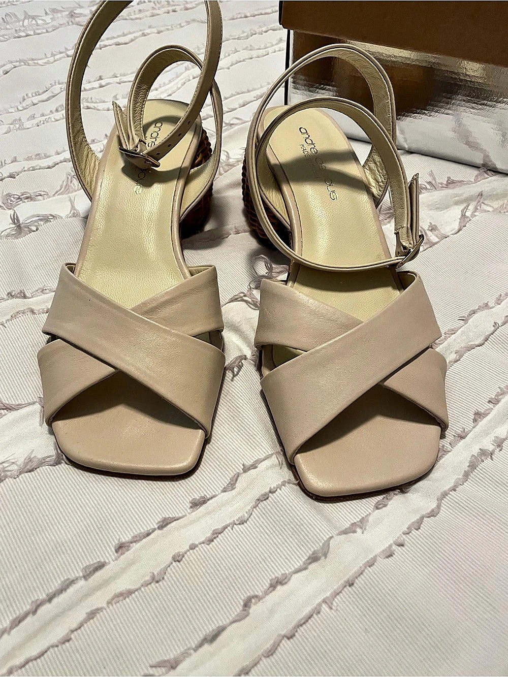 Andre Assous Winona Ankle Strap Sandals Beige US 8 M